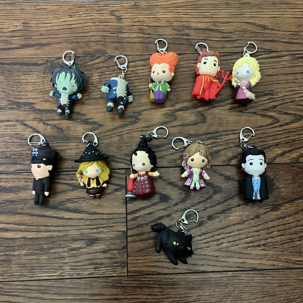 Disney Hocus Pocus Figural Clip Lot Of 11 Keychains- Cat Damaged See Pics